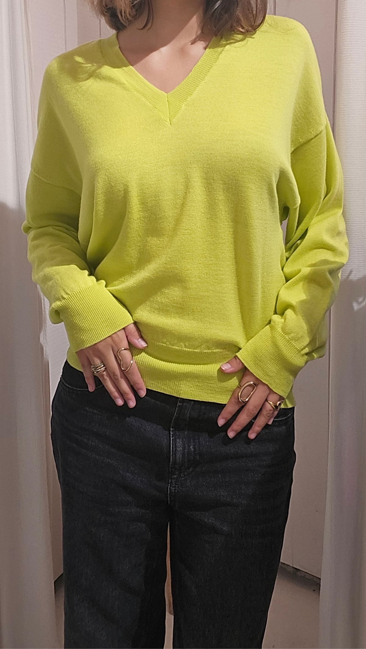 Pull col V jaune